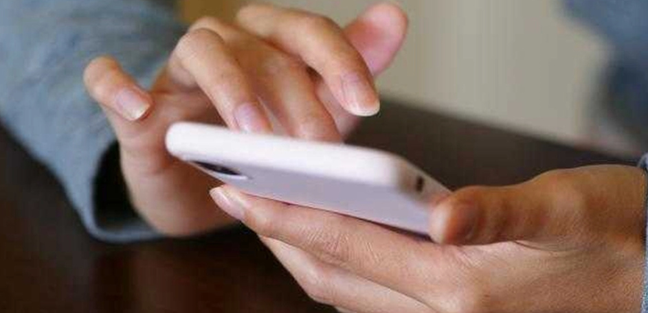 Mobiltelefon, Android