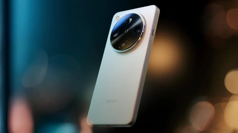 The Oppo Find X8 Ultra
