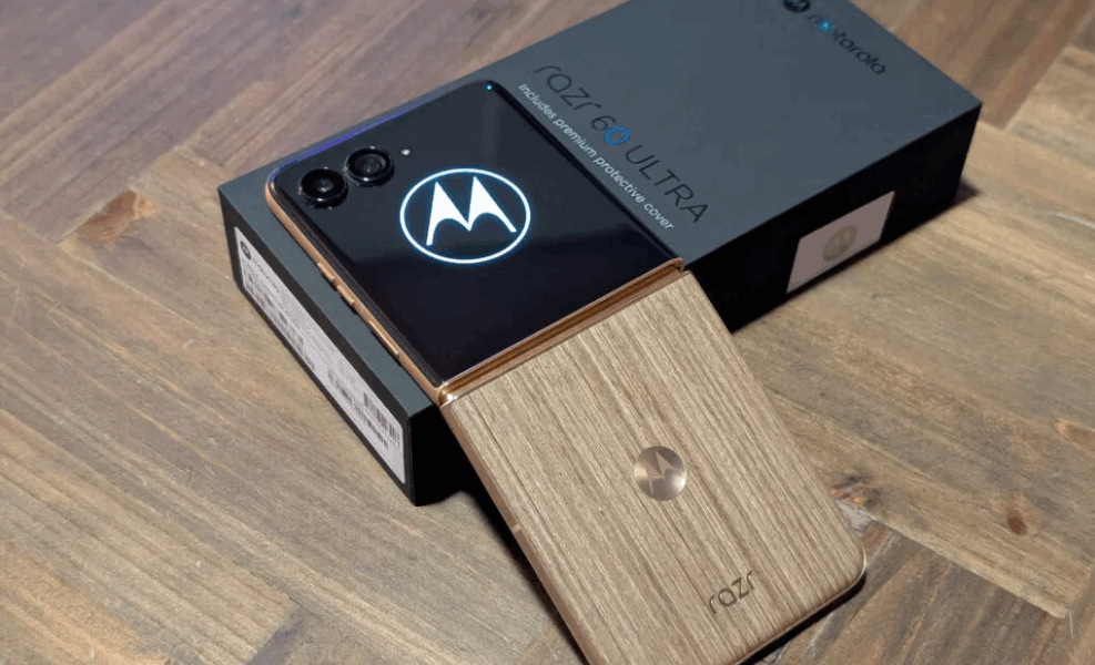 Test af Motorola Razr 60 Ultra