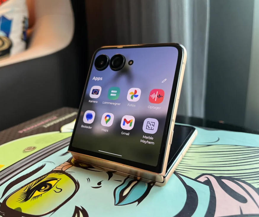 Test af Motorola Razr 60 Ultra