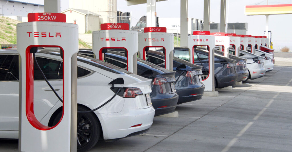 Tesla supercharger
