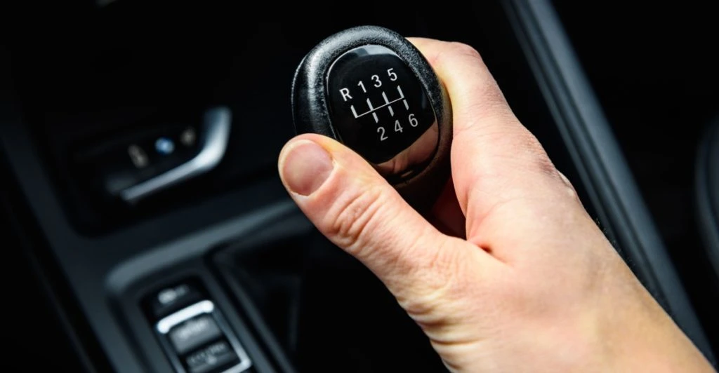 Dessa enkla vanor sliter ut bilen
