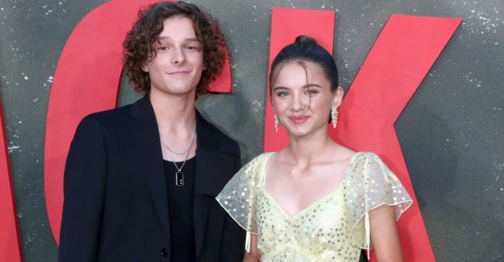 Tonårsskådespelare rusar på Netflix när två filmer klättrar på topplistorna
