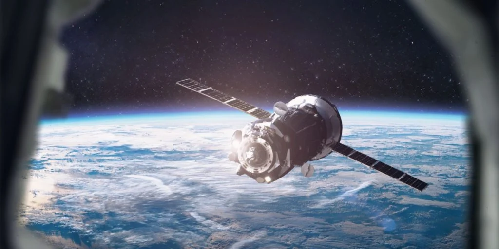 Ett NASA-rymdfarkost är på väg att falla tillbaka till jorden — detta kan hända