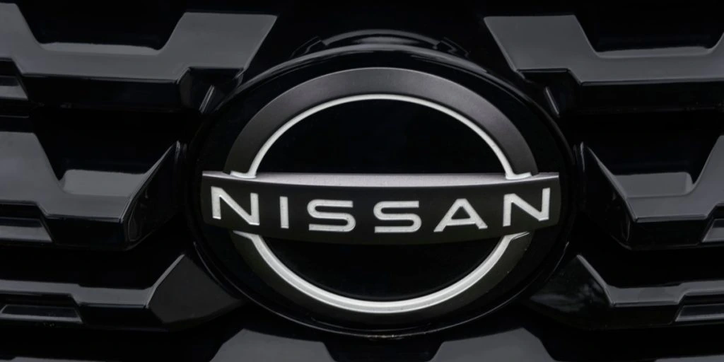 Nissan vill minska laddbehovet med solcellsdriven elbil