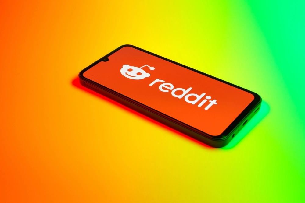 Reddit-moderatorer varnar: AI föreslog heroin som smärtlindring