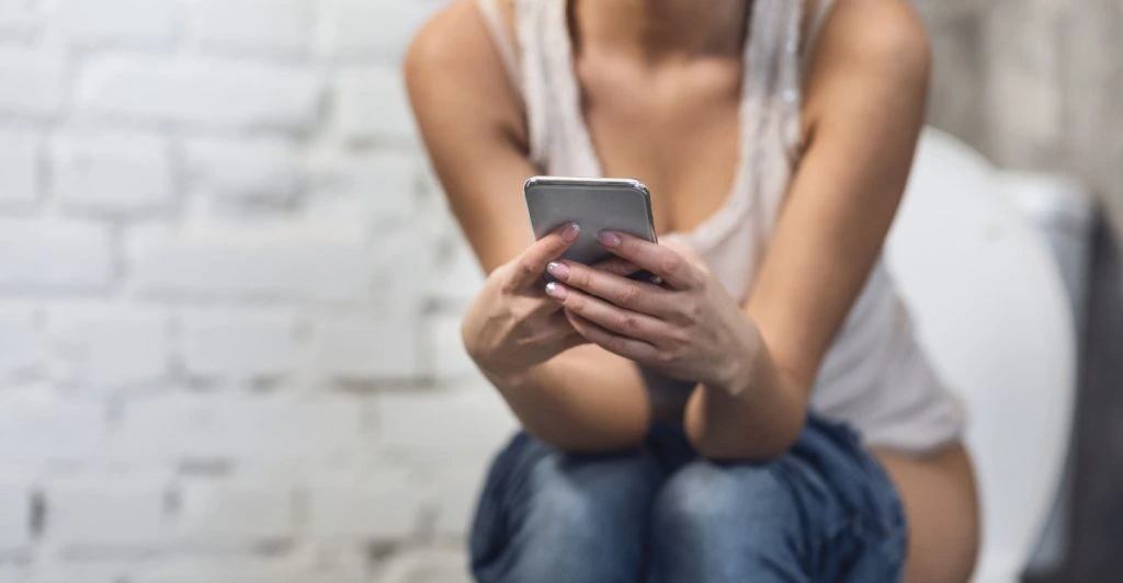 Här är appen som får dig att lägga undan mobilen – med hjälp av en stickande böna