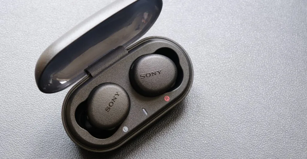 Sony WF-1000XM6 imponerar – men gör AirPods Pro lättare att gilla