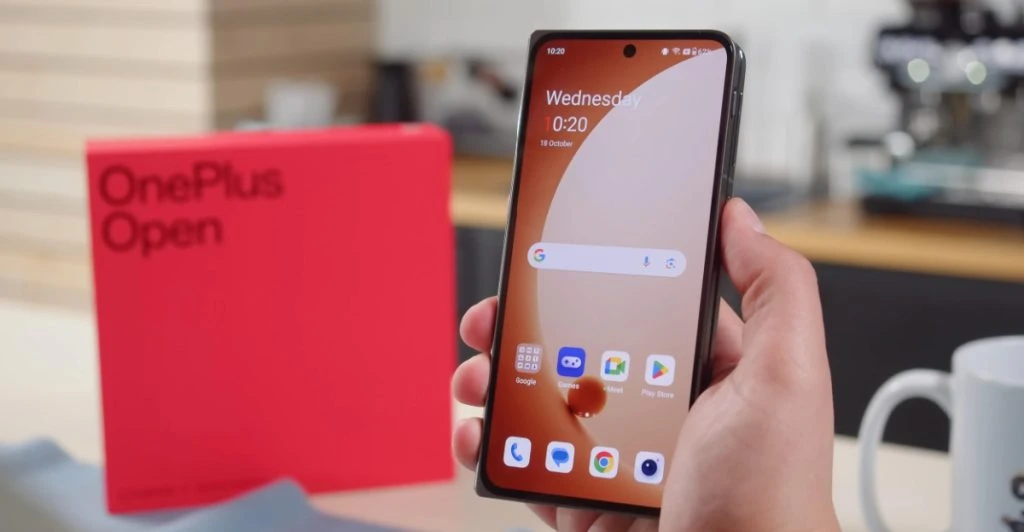 OnePlus utmanar Apple och Samsung med ett super batteri i en liten mobil