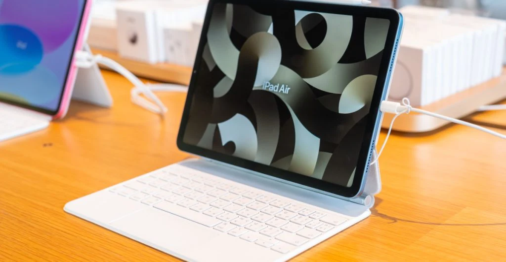 Samma pris – men räcker det? Nya iPad Air M4 pressar prestandan utan att ändra något annat