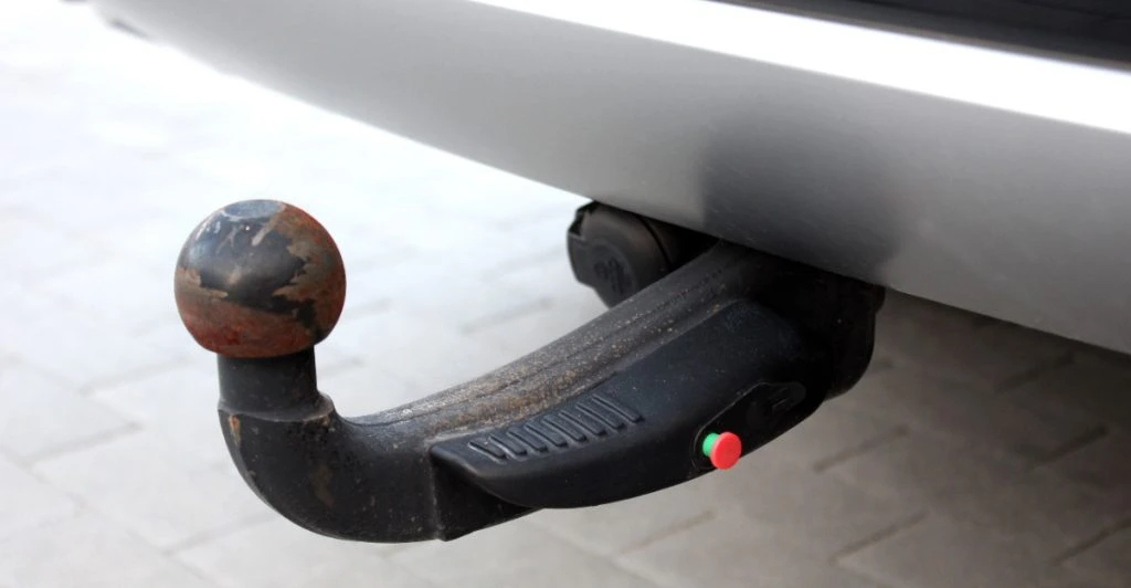 Dragkroken som gjorde bilen snabbare – toppfarten ökade med 30 km/h