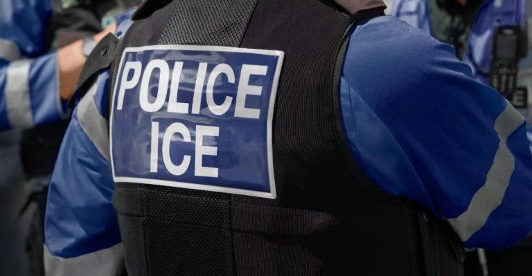 Meta tog bort Facebook-grupp som följde ICE-agenter – efter påtryckningar från justitiedepartementet