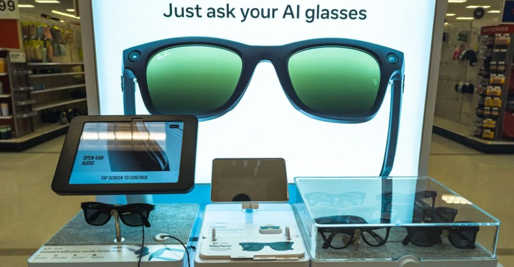 2026 kan bli året då smarta glasögon blir vardag – och Google är tillbaka
