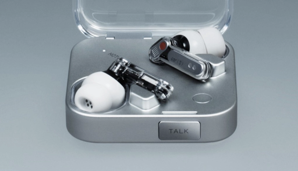 Nothing Ear (3): Ny design, metallfodral och mystisk ”talk”-knapp avslöjade
