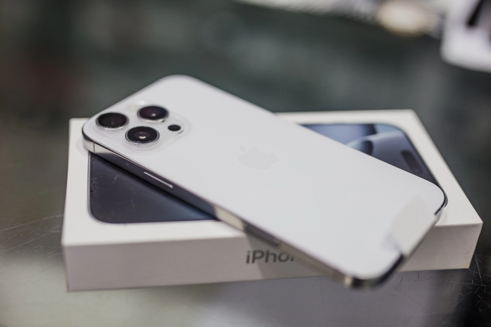 Apple släpper dold säkerhetsnyhet till Iphone och Mac