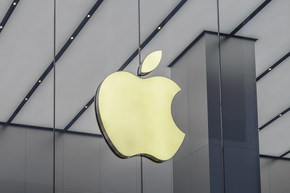 FCC-dokument avslöjar: Nya MacBook Pro, iPad Pro – och en okänd Vision Pro på gång
