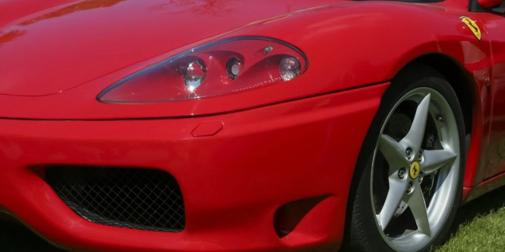Tesla redo att visa upp nya Roadster
