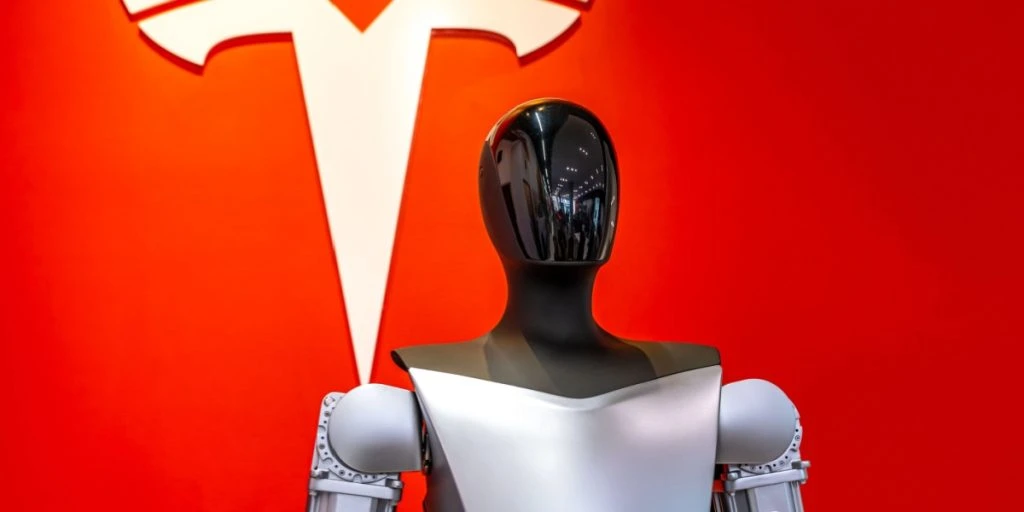 Tesla lägger ner Model S och X – ska bygga humanoida robotar i stället