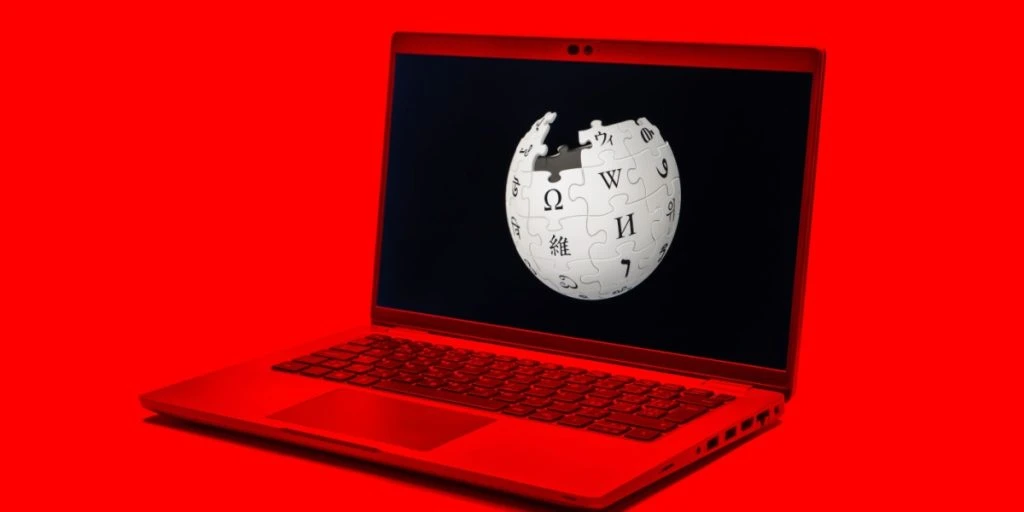 Wikipedia säger ifrån: Techjättar använder innehållet – utan att betala