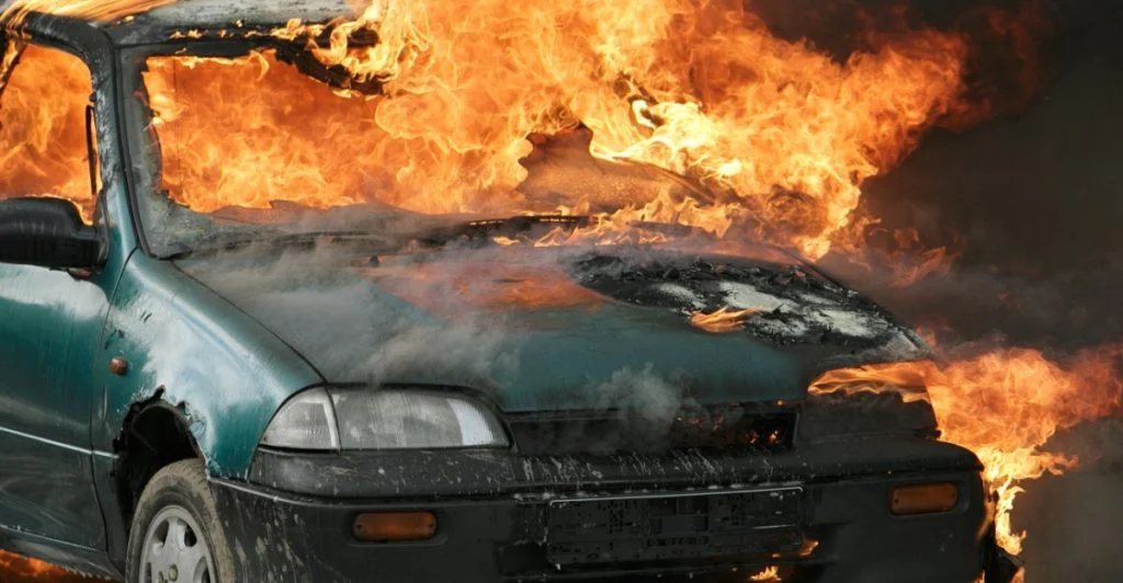 Dessa bilar är ökända för brandrisk: men rullar fortfarande på svenska vägar