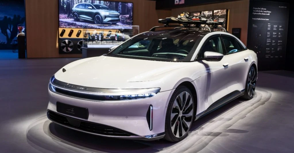De här bilarna har fler hästkrafter än Tesla Model S: men ser inte ut som det