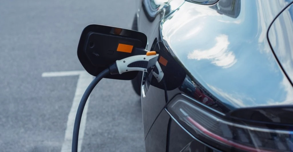 Därför dör elbilens batteri snabbare än du tror