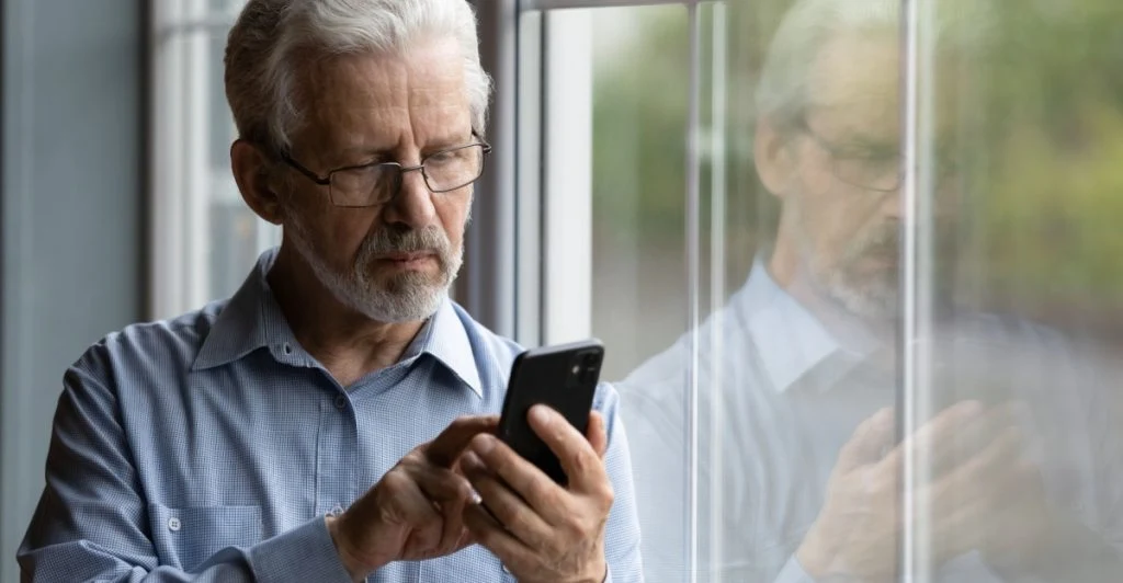 Därför är det smartare att köpa ny mobil – istället för en begagnad