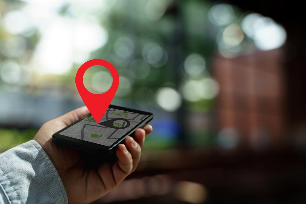 GPS eller förtroende? Föräldrar spårar sina barn – men till vilket pris?