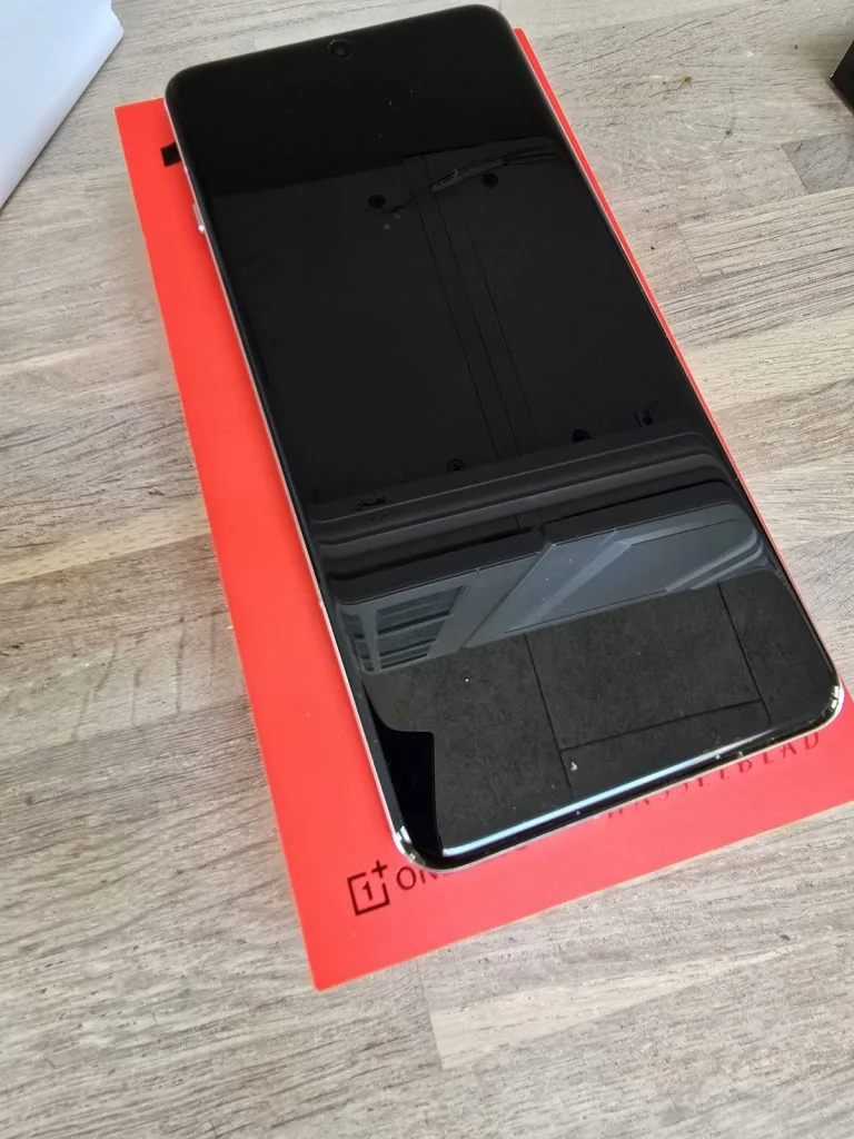 OnePlus säger farväl till populär “knapp” på sina telefoner