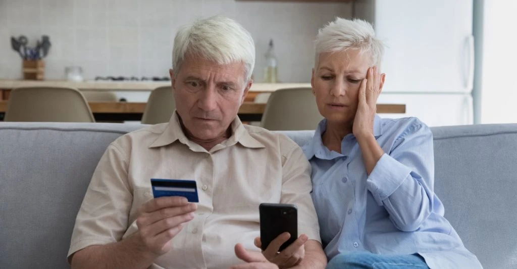 Farligaste onlinebedrägerier som fortfarande lurar folk
