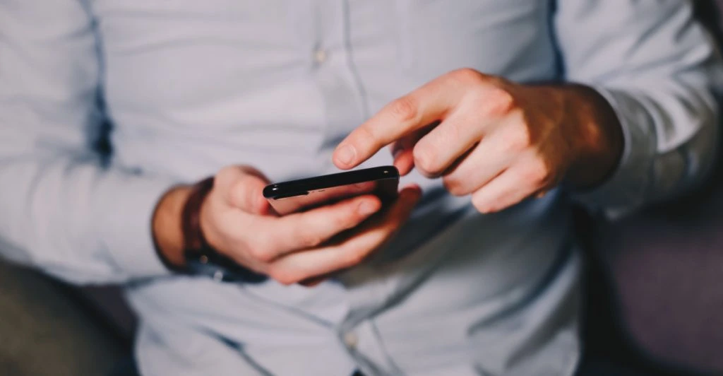 Gör detta med mobilen varje dag – enkla vanan som kan lösa dina största problem