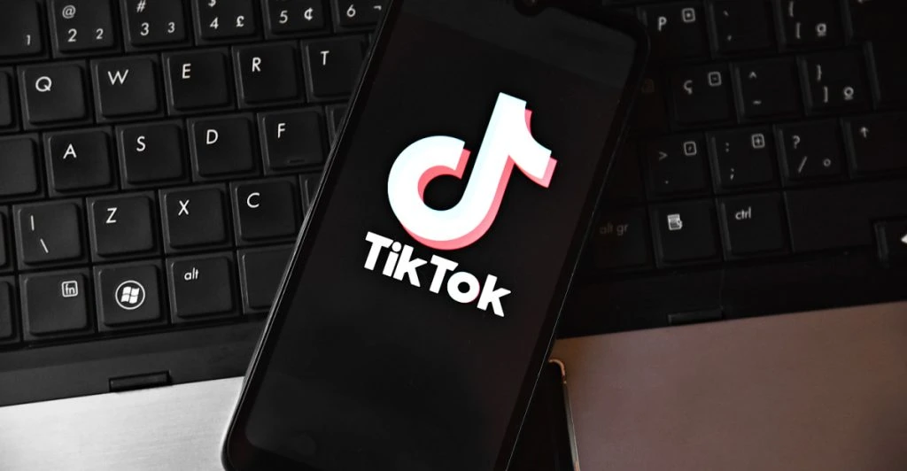 TikTok öppnar för röstmeddelanden, bilder och videor i chattar