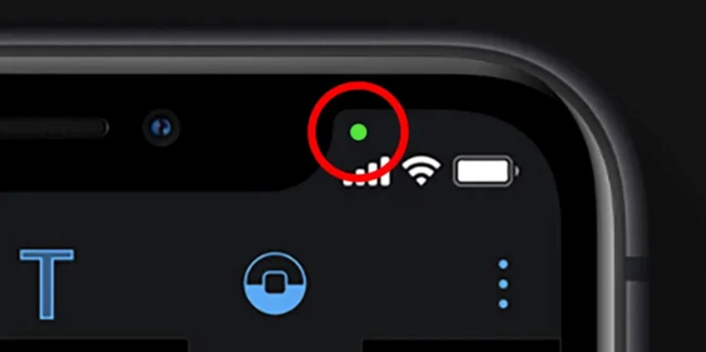 Har du lagt märke till den? Den gröna eller orange pricken på mobilen – det här betyder den