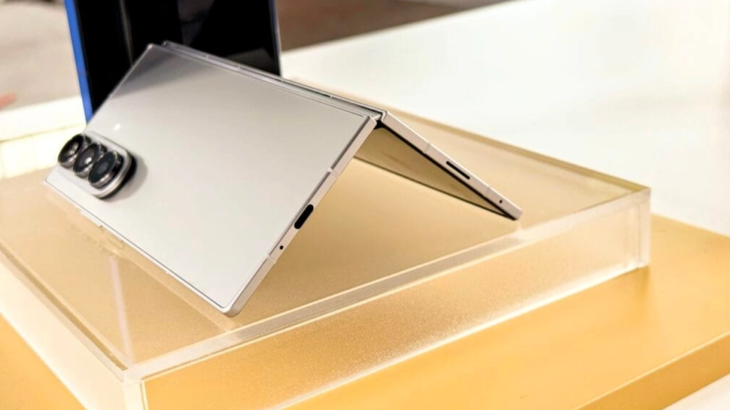 Vikbar duell: Samsung Galaxy Z Fold7 vs Galaxy Z Fold6