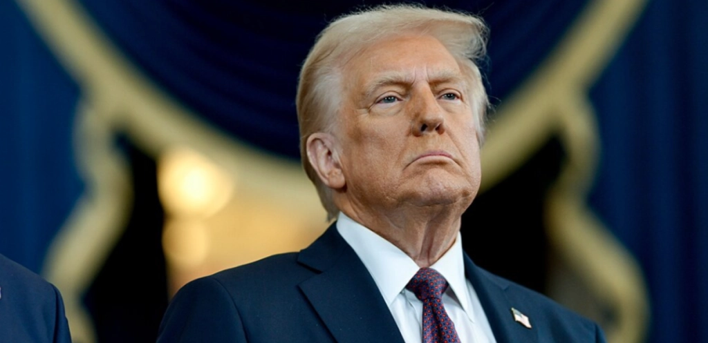 Trump-mobilen backar: Tar bort “Made in USA” från hemsidan