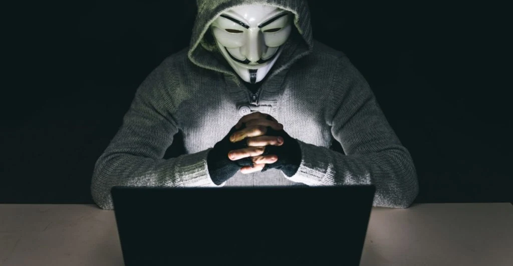 10 saker du gör på nätet – som hackare älskar