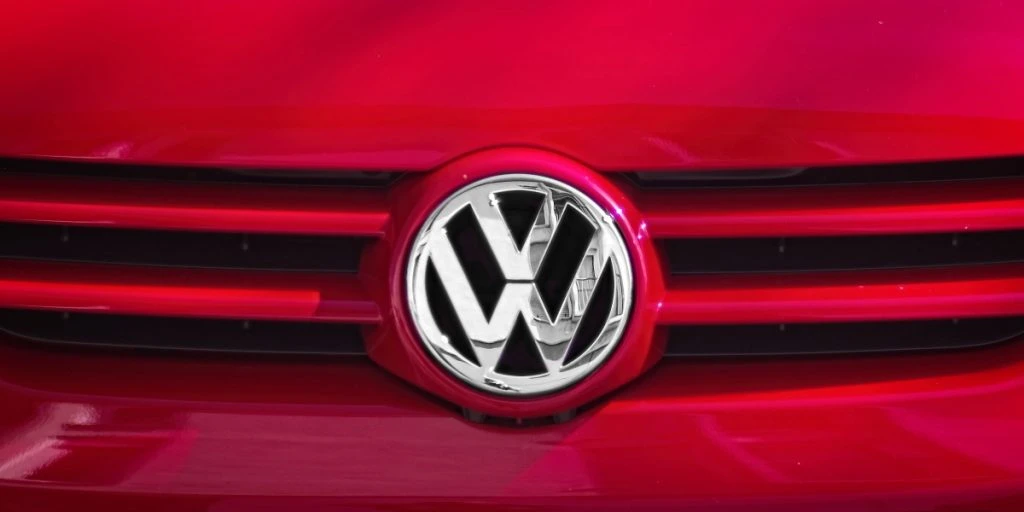 Volkswagen lanserar sin populära Polo som ny elbil