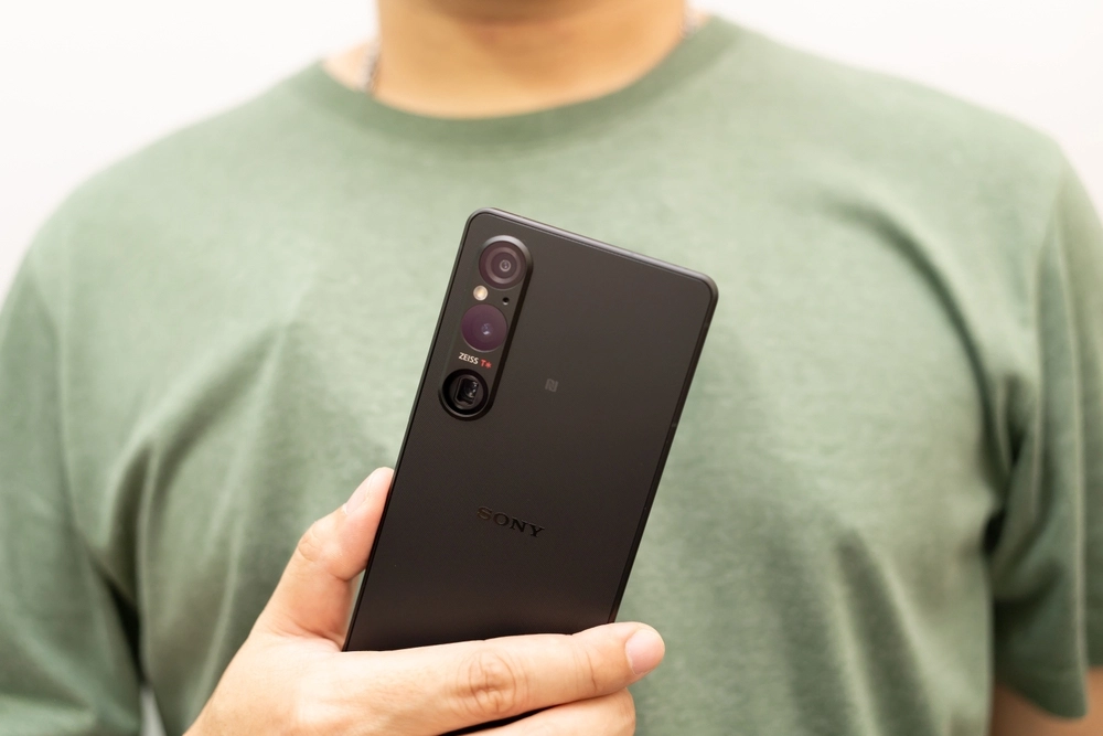 Sony Xperia 10 VI: Kompakt mobil med batteri som slår konkurrenterna