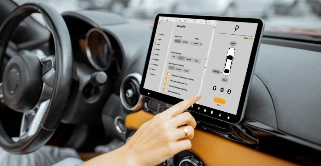 Skärmen i elbilen: hur viktig är den egentligen?