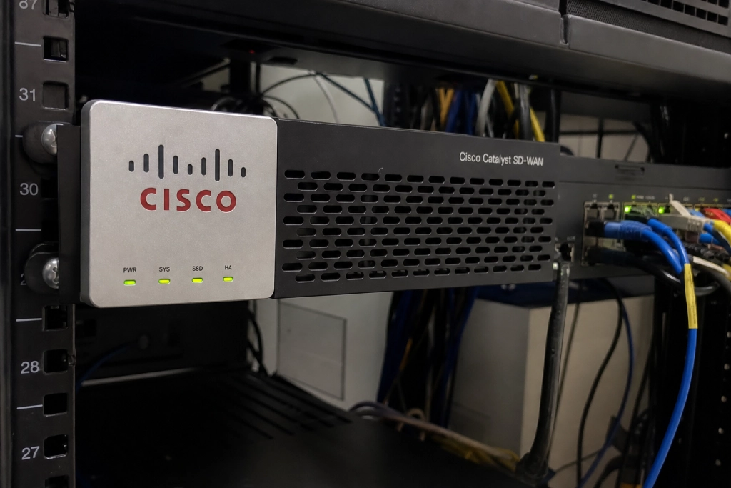 CVSS 10.0: Hackare tar över Cisco-nätverk utan lösenord, CISA tvingar fram patch