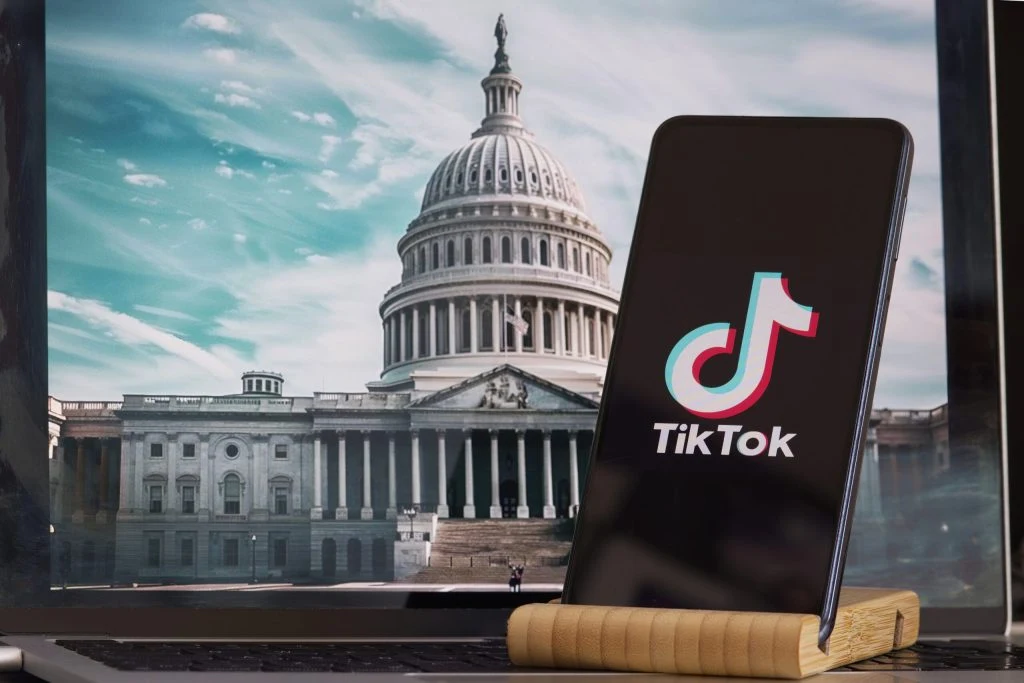 Tiktok-förbud i USA godkänt – appens framtid oviss