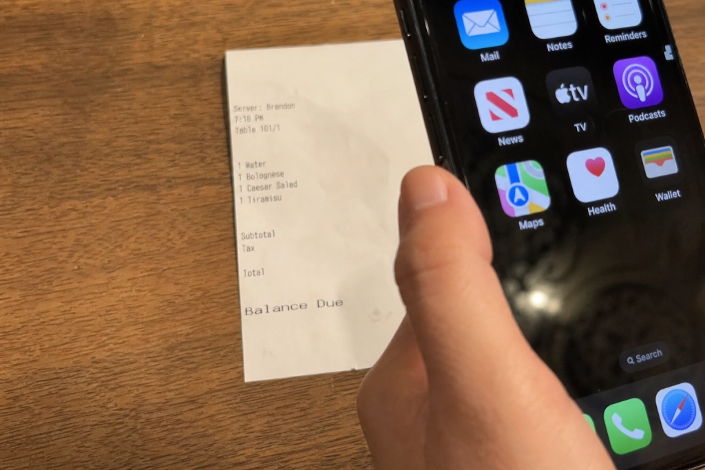 WWDC 2026: iOS 27 Wallet låter dig dela notan med ett foto, och scanna plastkortet till digitalt