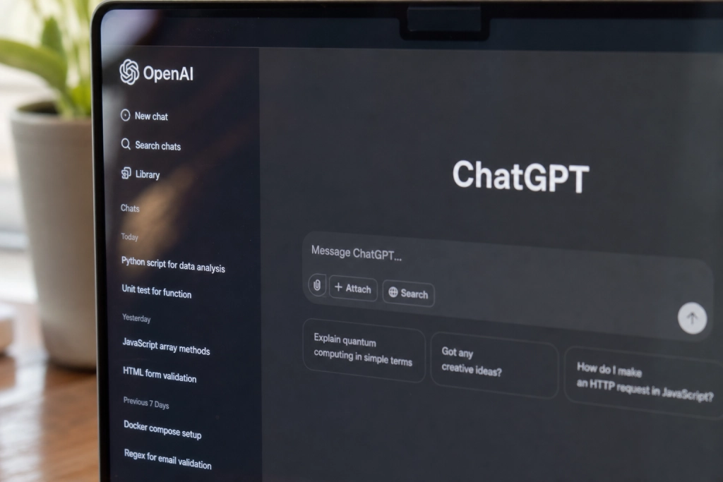 ChatGPT minns nu allt du skriver på gratiskontot - så stänger du av spårningen