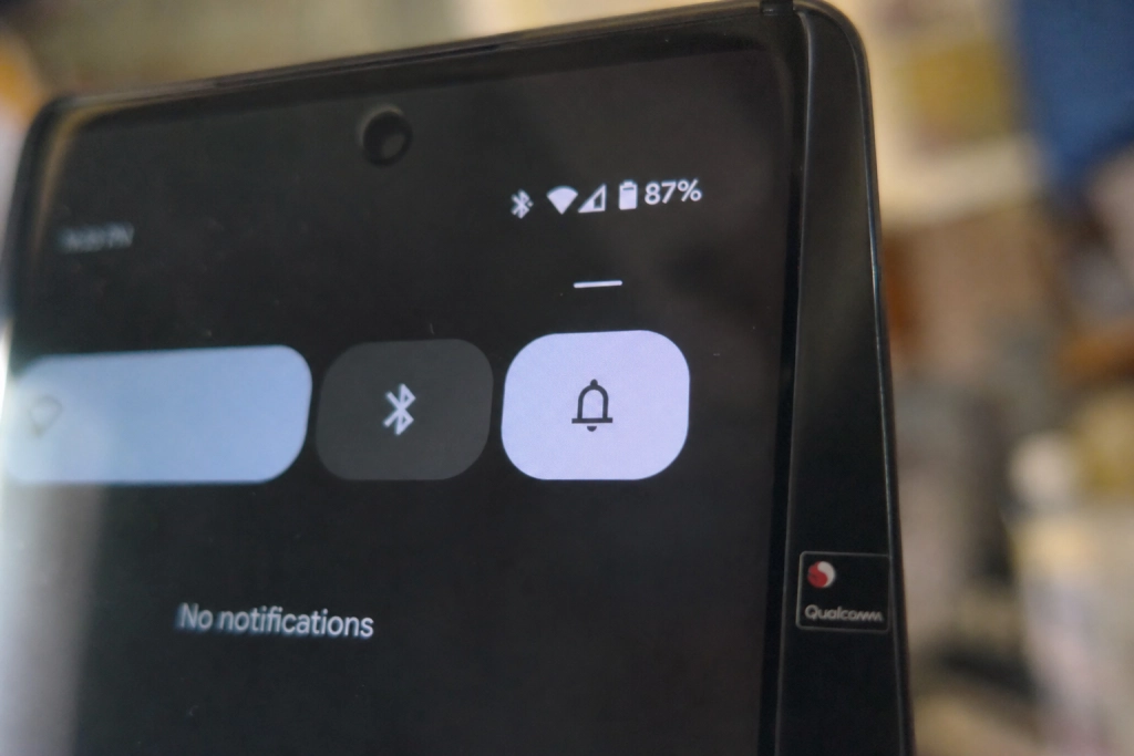 Indien varnar för kritiska säkerhetshål i Qualcomms Snapdragon, drabbar populära flagship-mobiler