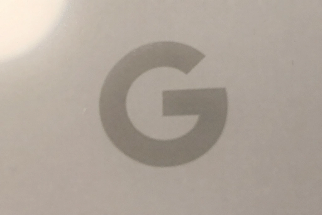 Google Pixel 11 läckt i detalj: RGB-ljus runt kamerabaren och chipet som ska kapa Apples försprång