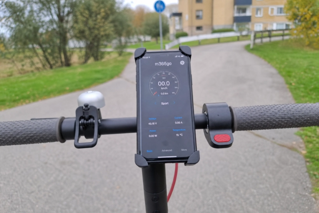 Tonåringar hackar elsparkcyklar till 100 km/h via TikTok-guider, polisen varnar föräldrar
