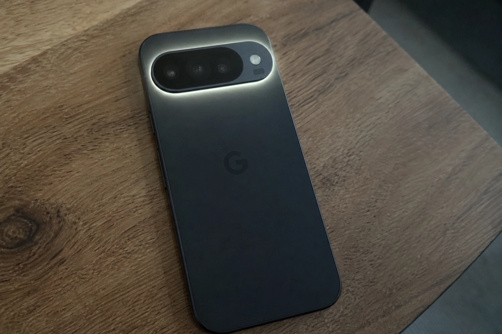 Google bekräftar Pixel 11-lansering 12 augusti: Därför lyser den nya telefonen längs kanterna
