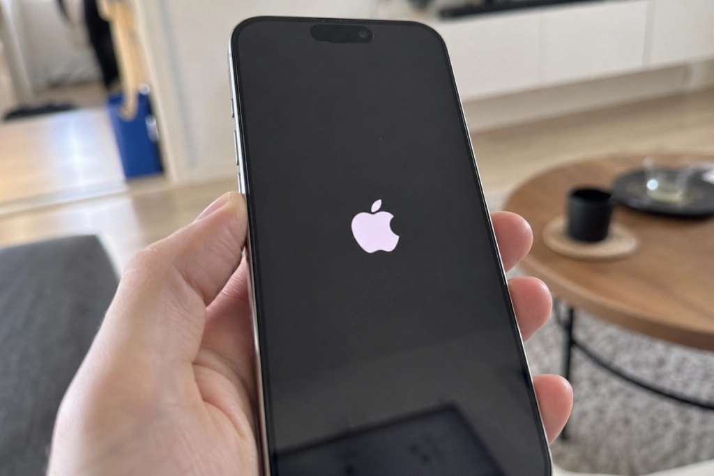 Tim Cook antyder: Storanvändare av nya Siri AI kan tvingas betala prenumeration