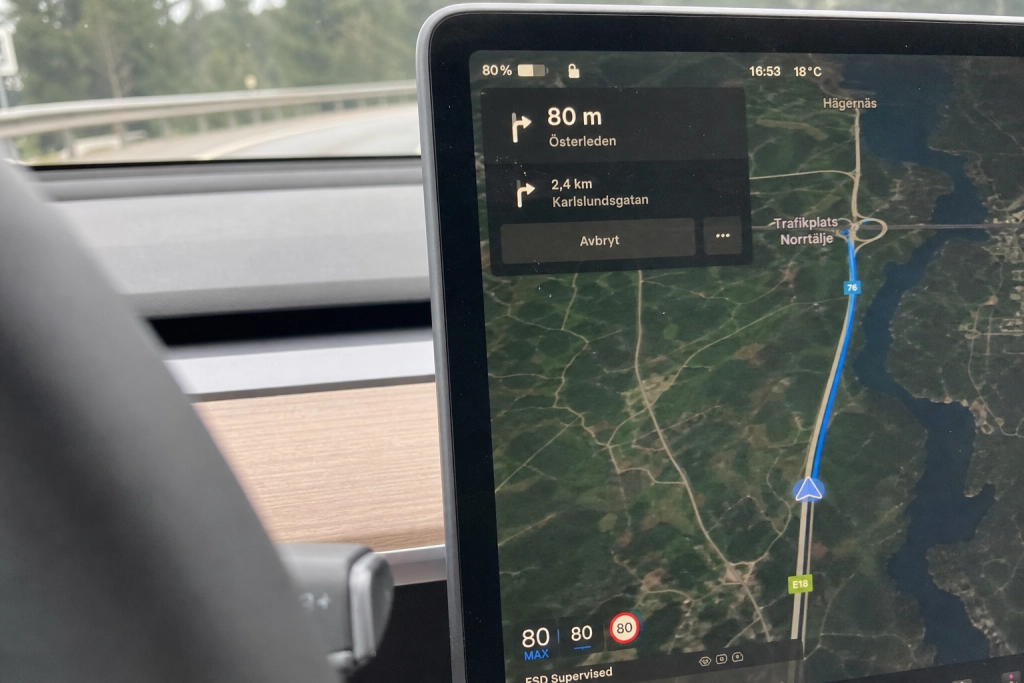 Tesla publicerar första europeiska FSD-säkerhetsdata: 5,2 gånger färre kollisioner och 8,5 gånger säkrare på motorväg