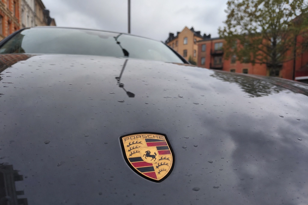Porsche varslar upp till 6 000 fler: Nya chefen backar från elbilslöftena